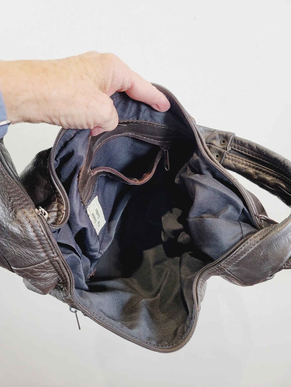 Everyday Brown Leather Shoulder Bag - Picture 3 of 4